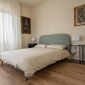 https://villa-rosa-antica.it-tuscanyhotel.com